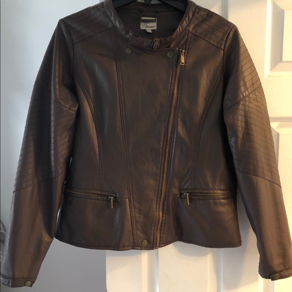 Brown Fo-leather jacket